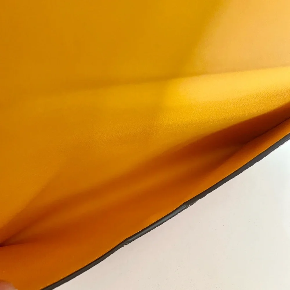 🍀🎀NEW🎀Tory Burch large envelope clutch/hand carry pouch/leather - Picture 9 of 9